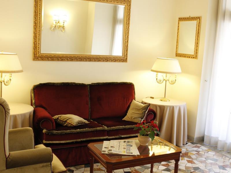 Hotel Genio Рим Екстериор снимка
