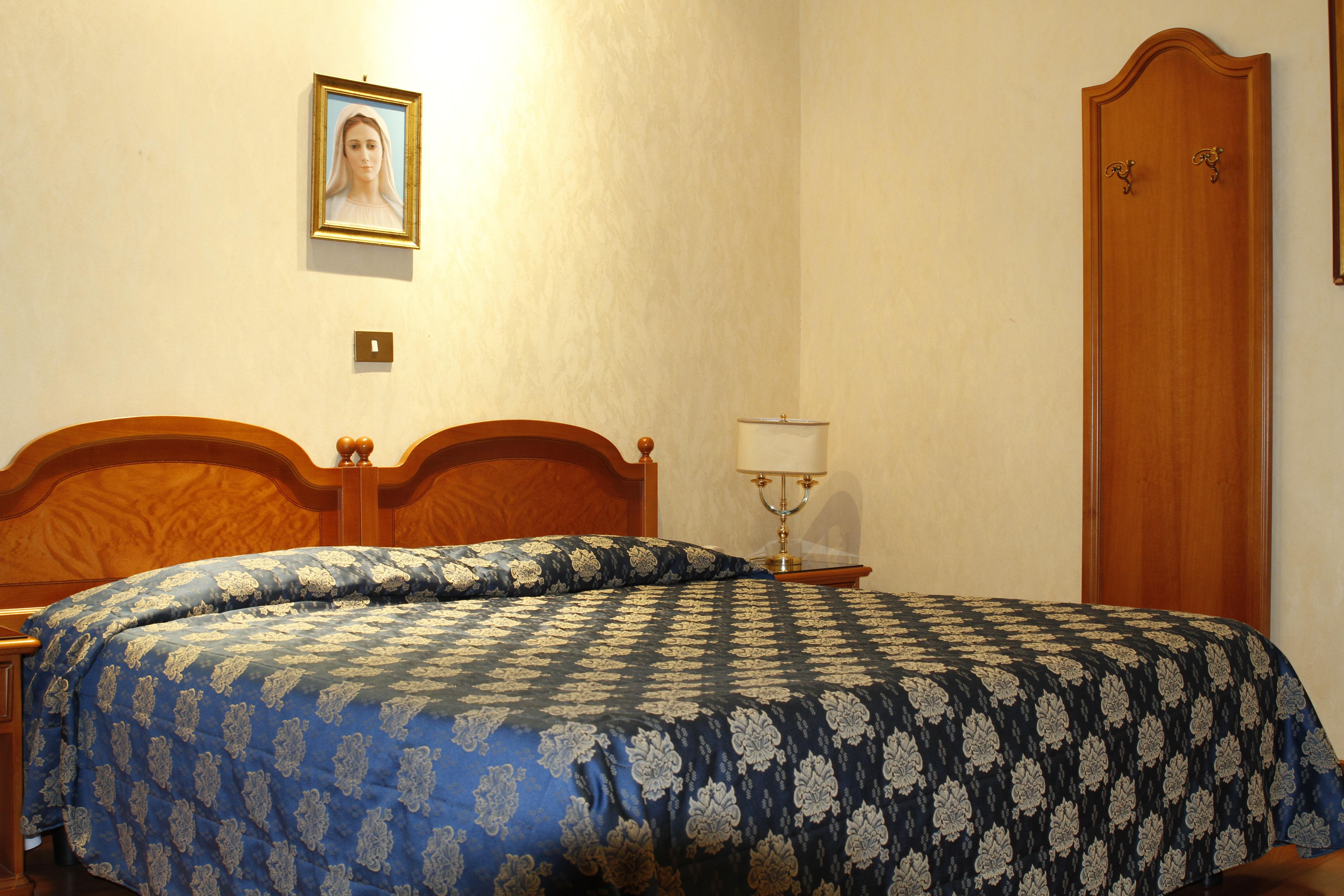 Hotel Genio Рим Екстериор снимка