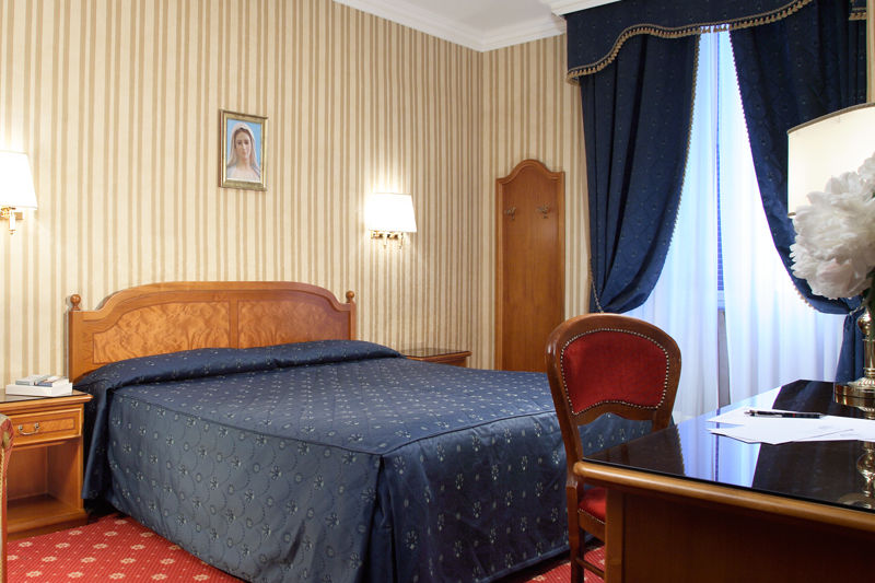 Hotel Genio Рим Екстериор снимка