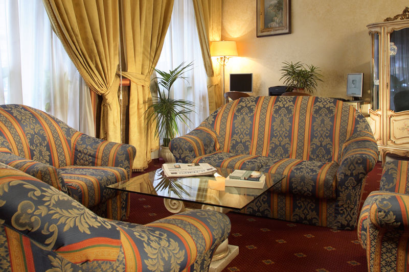 Hotel Genio Рим Екстериор снимка