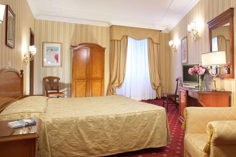 Hotel Genio Рим Екстериор снимка