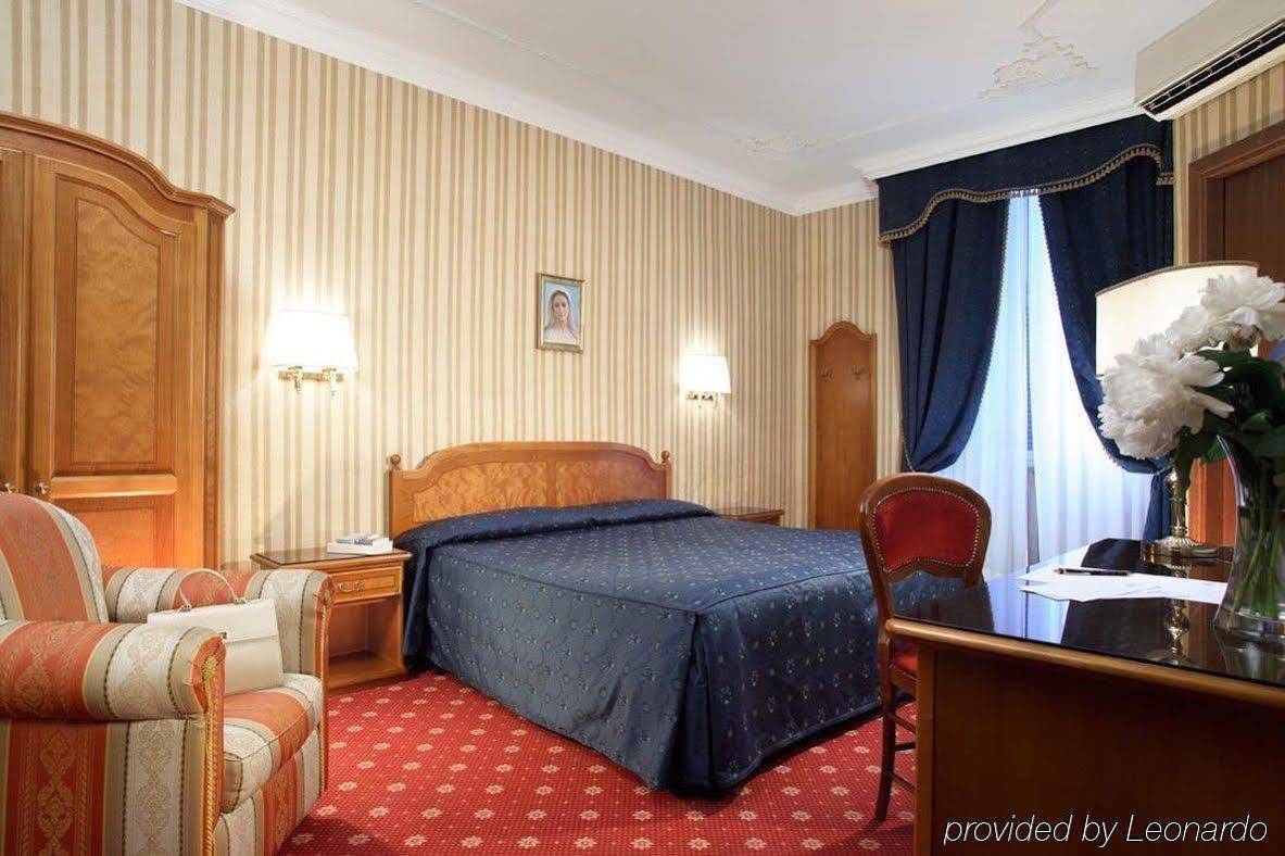 Hotel Genio Рим Екстериор снимка